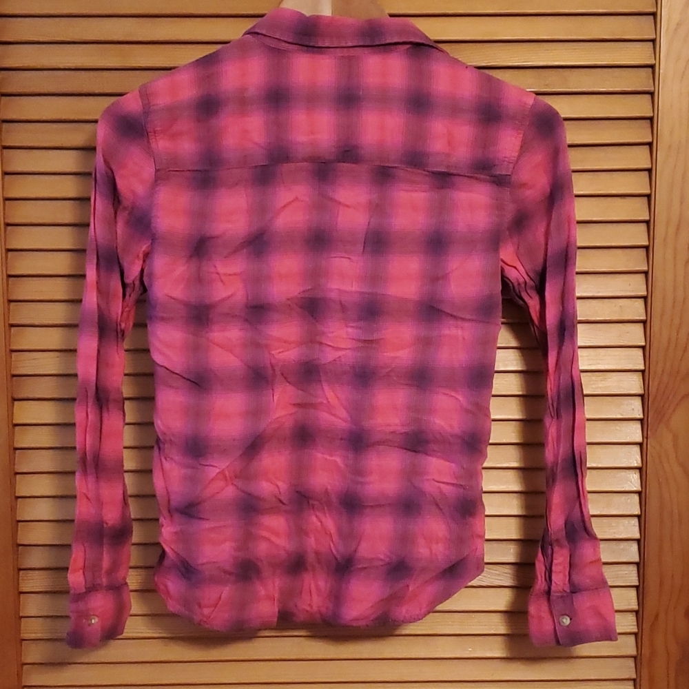 American Eagle Button Up - Picture 2 of 3